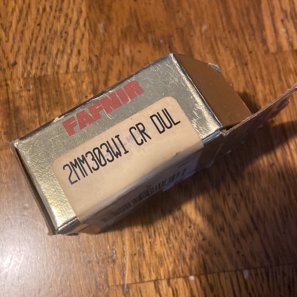 Brand new set of bearings - Picture 2 of 4